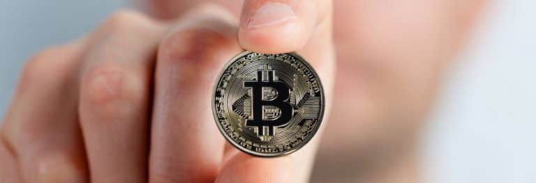 bitcoin hand handel